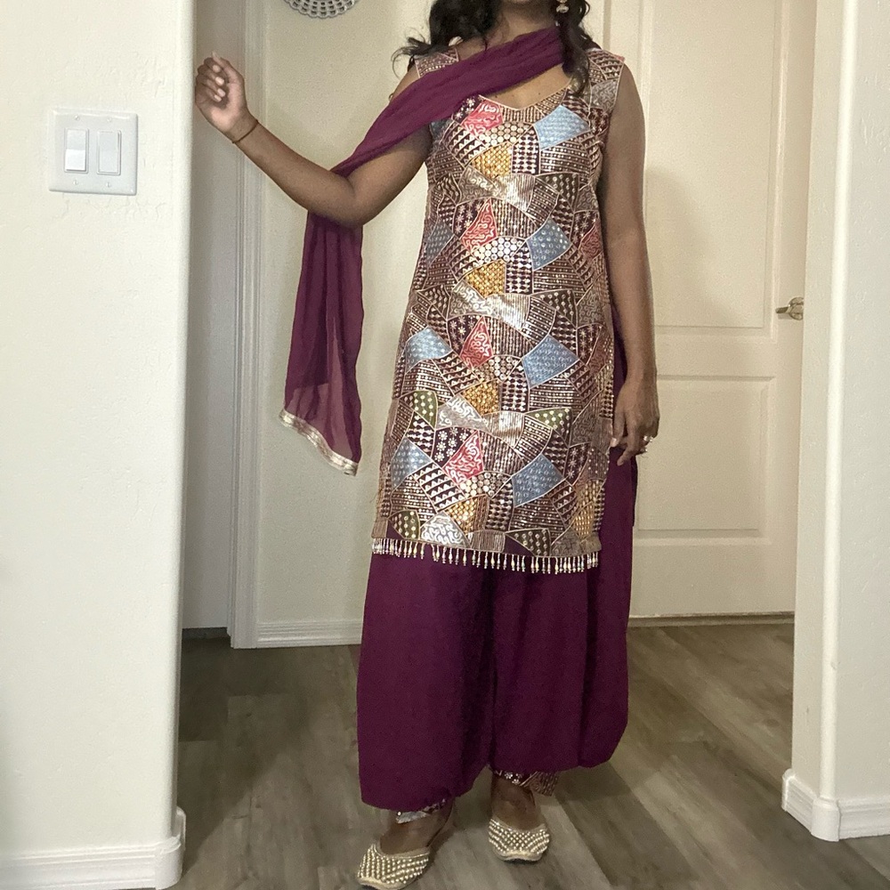 Indian patiyala